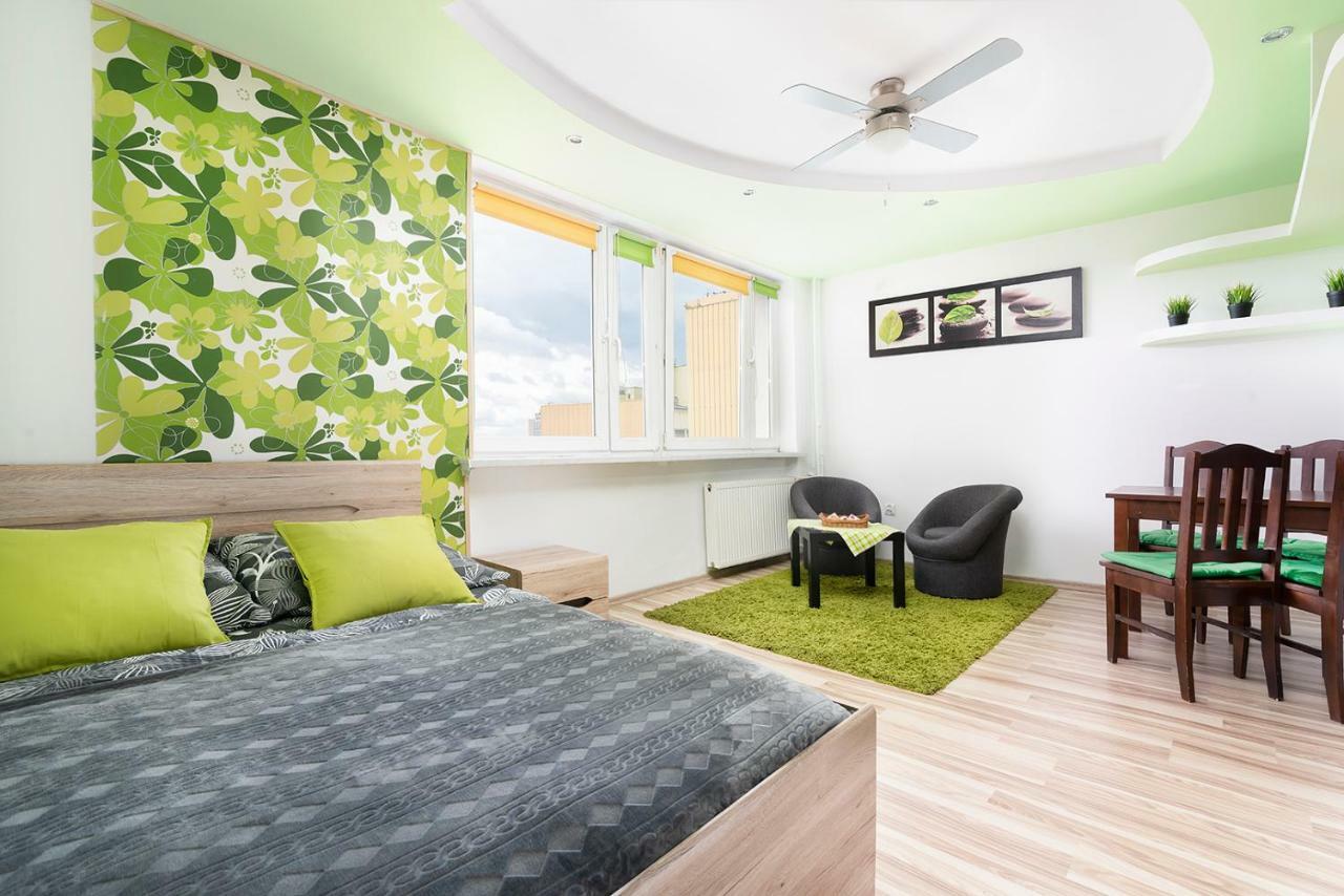 Apartament Plocka 4 Apartman Varsó Kültér fotó